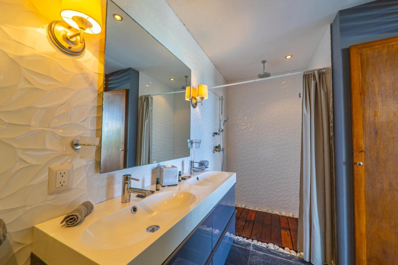 Suites At Sapphire Ocean Club Puerto Vallarta Exterior photo